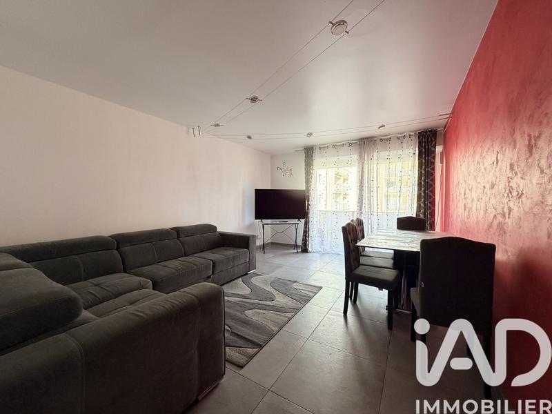 Appartement - 85 m² - 5 pièces
