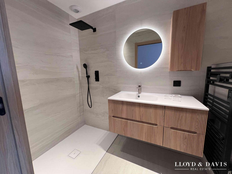 Appartement - 126 m² - 4 pièces