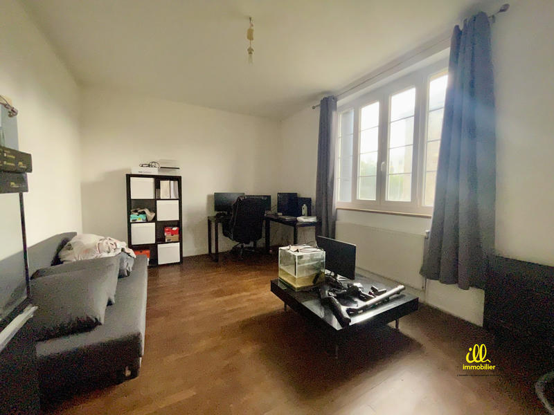 Appartement - 87 m² - 4 pièces