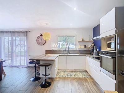 Maison - 75 m² - 5 pièces