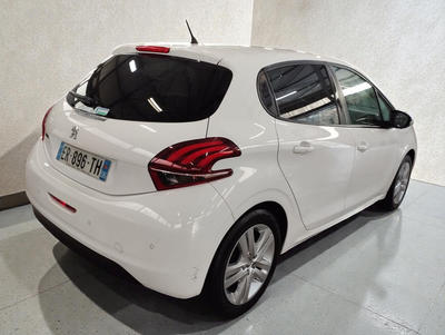 Peugeot 208 1.2 Thp 82 Style 5p