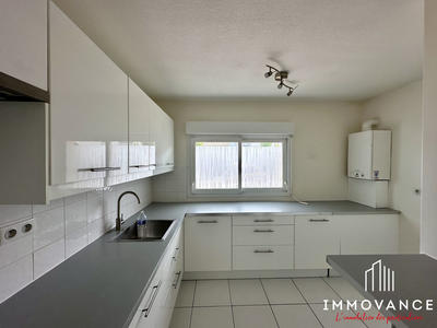 Maison - 82 m² - 4 pièces