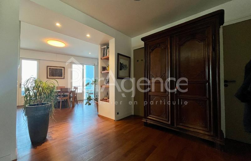 Appartement - 84 m² - 3 pièces