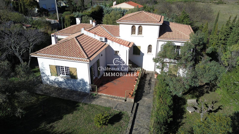 Villa - 275 m² - 9 pièces