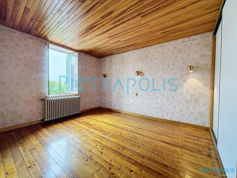 Maison ancienne - 144 m² - 7 pièces