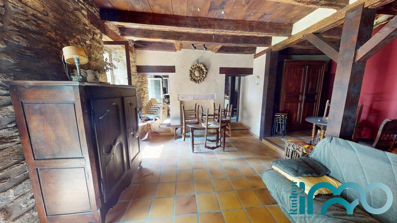 Maison - 175 m² - 7 pièces