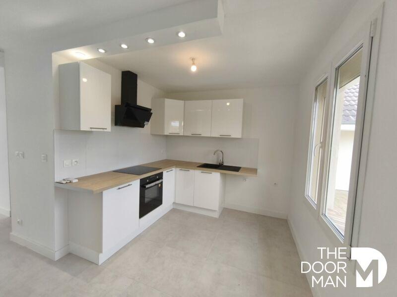 Maison - 95 m² - 4 pièces