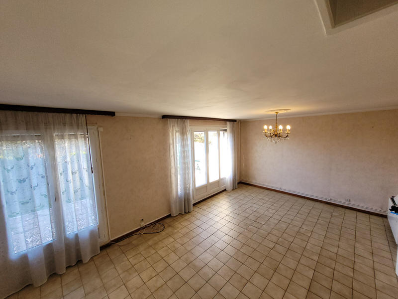 Maison - 94 m² - 5 pièces