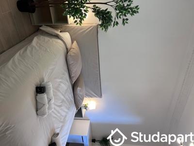 Chambre - 11 m² - 1 pièce