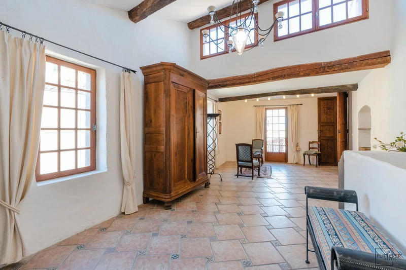 Maison - 172 m² - 7 pièces