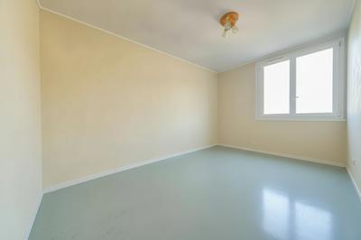 Appartement - 67 m² - 4 pièces