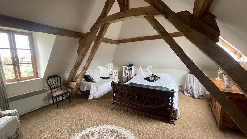 Maison ancienne - 260 m² - 11 pièces