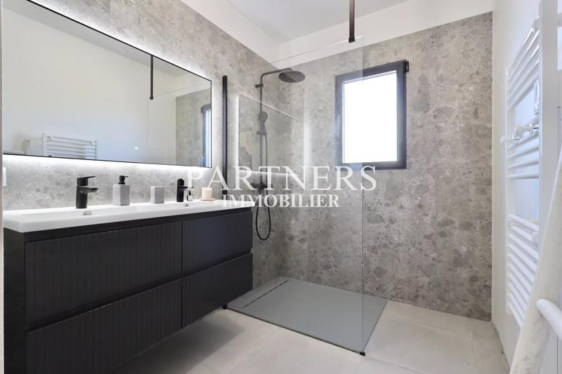 Maison - 116 m² - 4 pièces