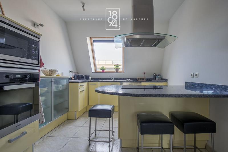 Appartement - 145 m² - 5 pièces