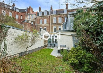 Maison de maîtres - 265 m² - 7 pièces