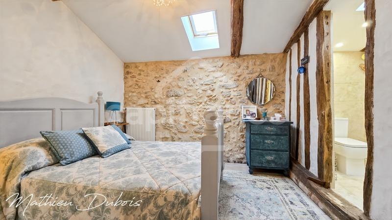 Maison - 167 m² - 8 pièces