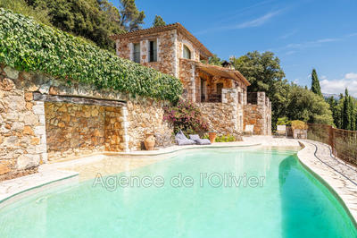 Maison - 190 m² - 5 pièces