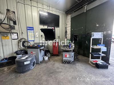 Fonds de commerce - Véhicules - 595 m²