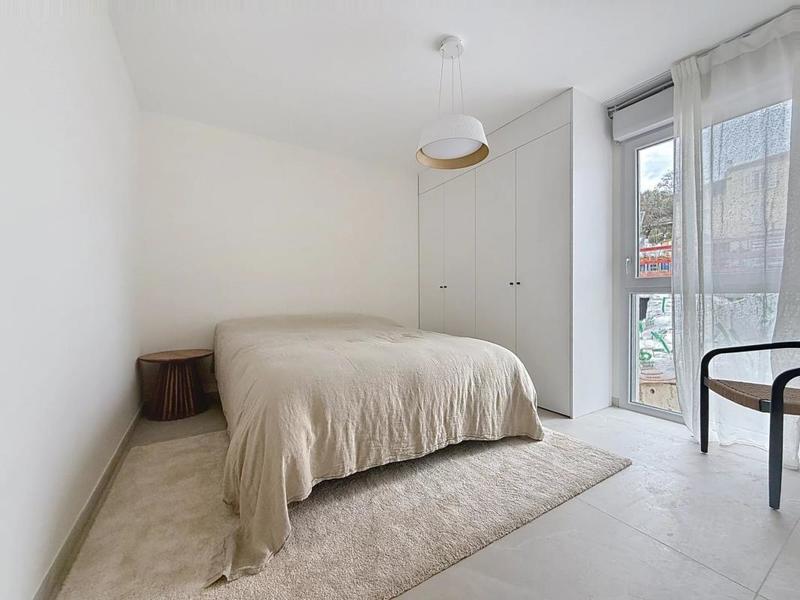 Appartement - 111 m² - 5 pièces