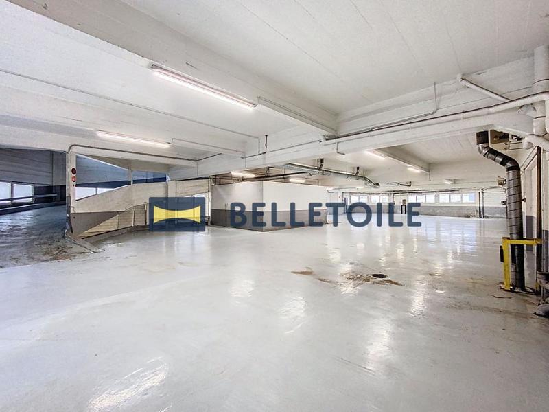 Local commercial - 2 239 m²