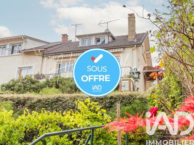 Maison - 104 m² - 4 pièces