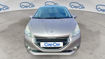 Peugeot 208 1.6 VTi 120 Feline