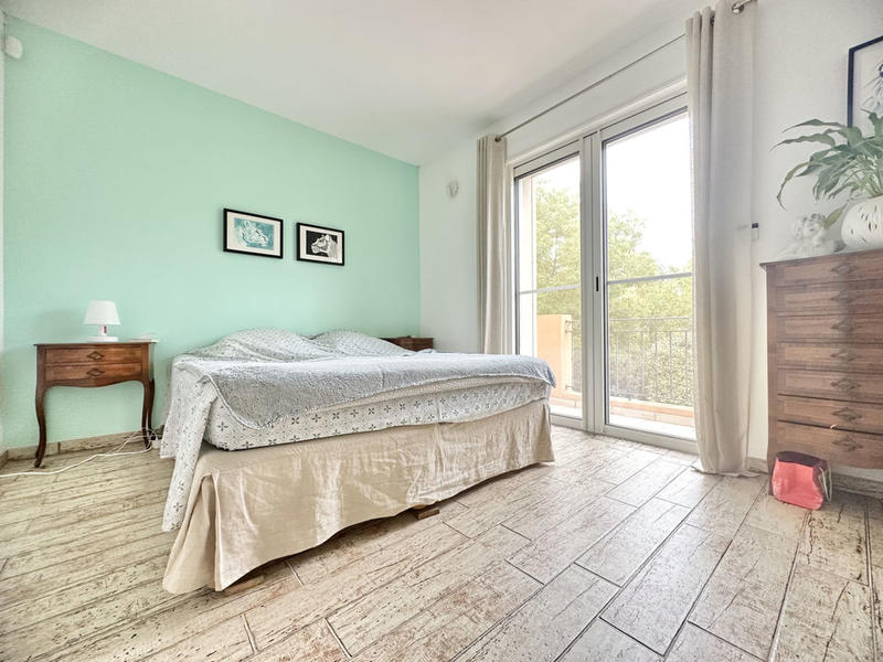 Propriété - 160 m² - 6 pièces