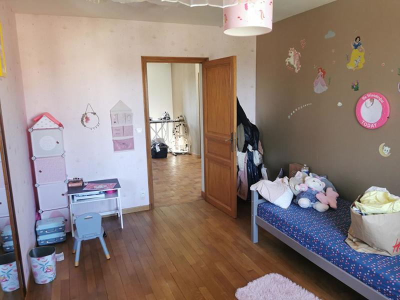 Maison - 205 m² - 7 pièces