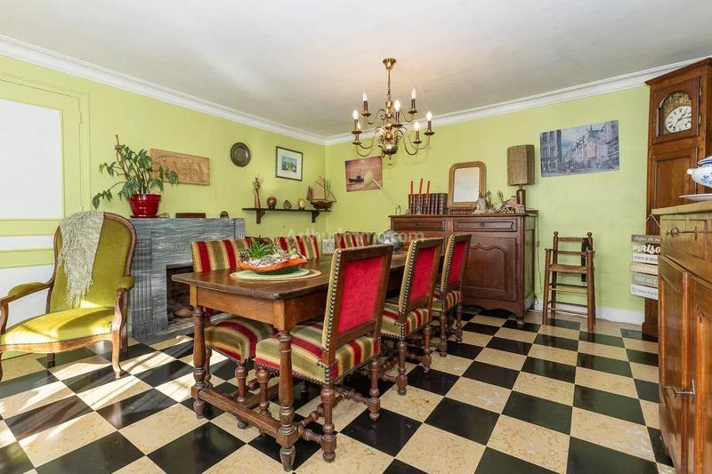 Maison - 192 m² - 5 pièces