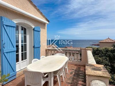 Villa - 212 m² - 6 pièces