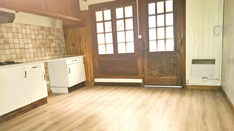 Immeuble - 155 m² - 8 pièces