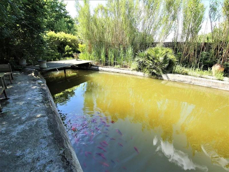 Maison - 285 m² - 10 pièces