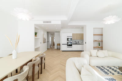 Appartement - 120 m² - 4 pièces