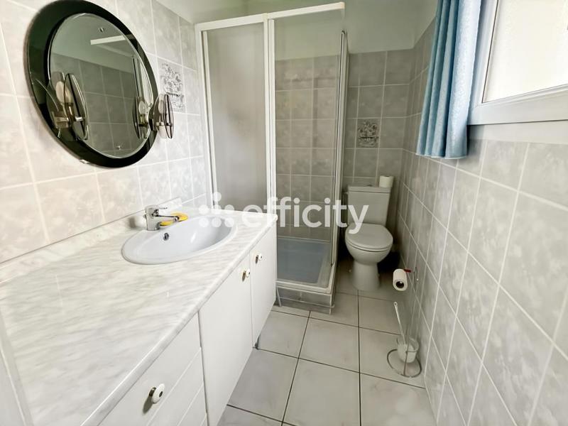 Pavillon - 150 m² - 5 pièces