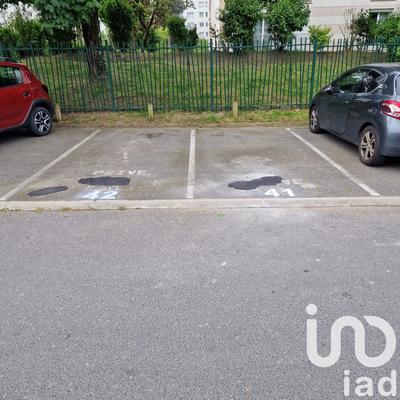 Parking - 11 m²