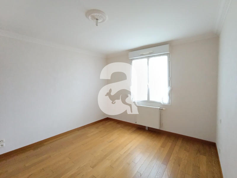 Appartement - 81 m² - 3 pièces