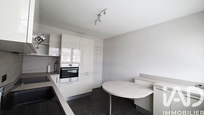 Appartement - 101 m² - 4 pièces