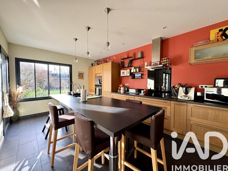 Maison - 148 m² - 5 pièces