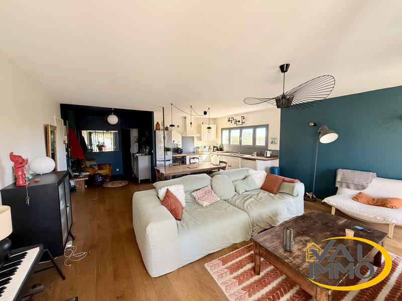 Appartement - 84 m² - 4 pièces