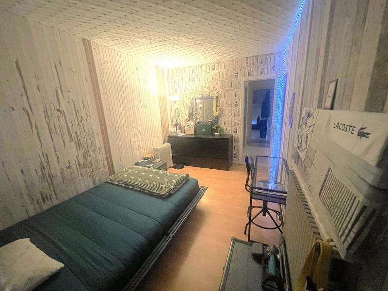 Appartement - 93 m² - 5 pièces