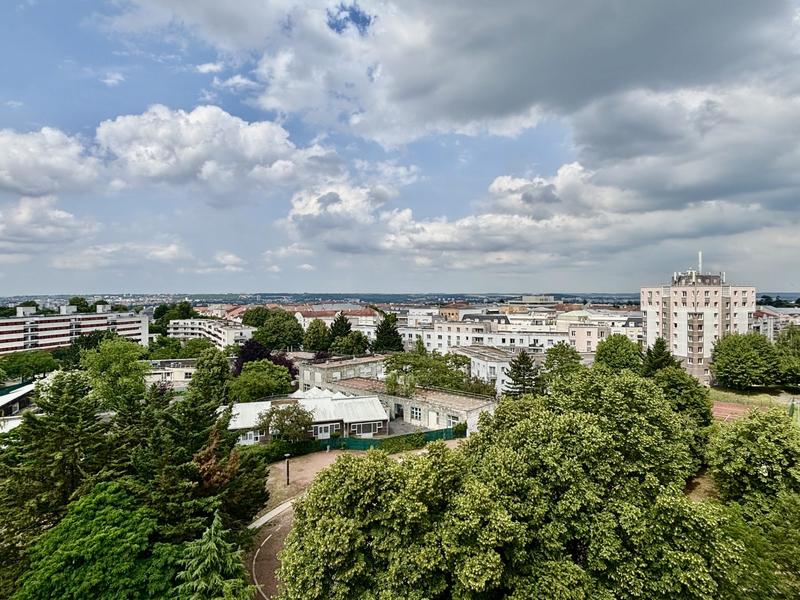 Duplex - 122 m² - 6 pièces