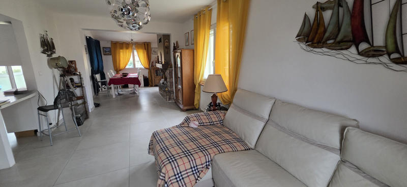 Maison - 200 m² - 6 pièces