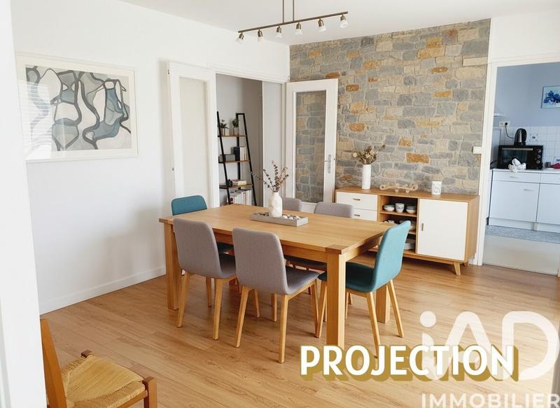 Maison de village - 96 m² - 5 pièces