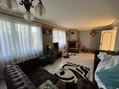 Maison - 140 m² - 5 pièces