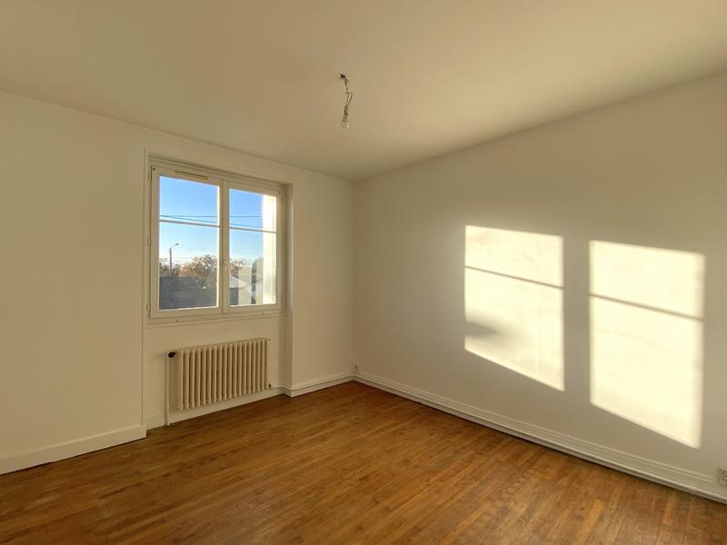 Maison - 105 m² - 4 pièces