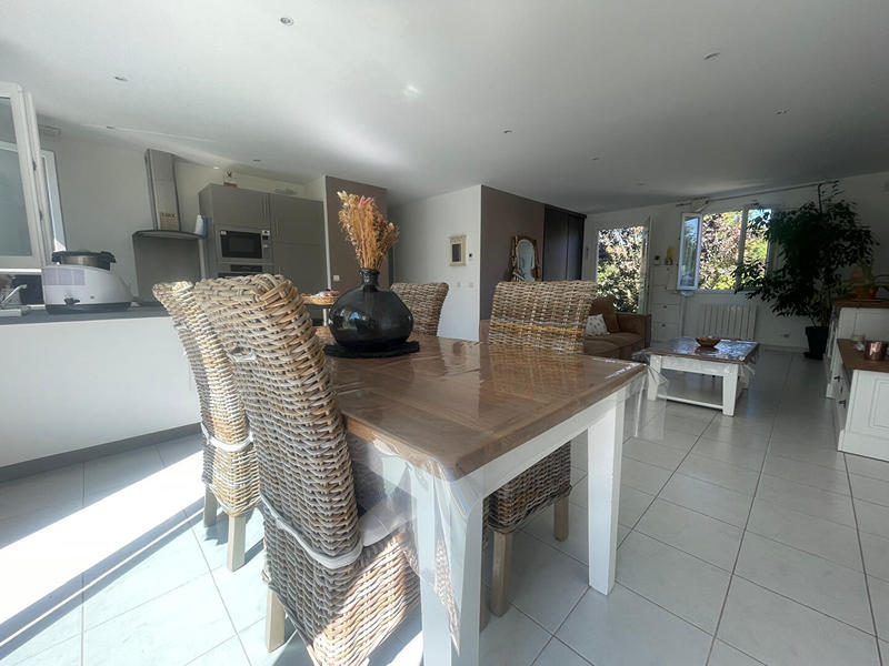 Maison - 94 m² - 4 pièces