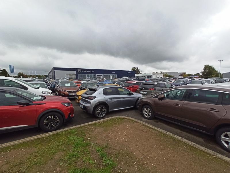 Local commercial - 4 390 m²