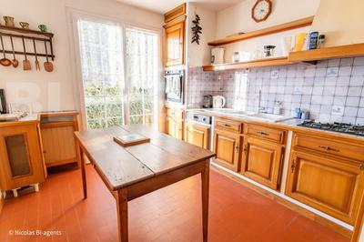 Pavillon - 130 m² - 6 pièces