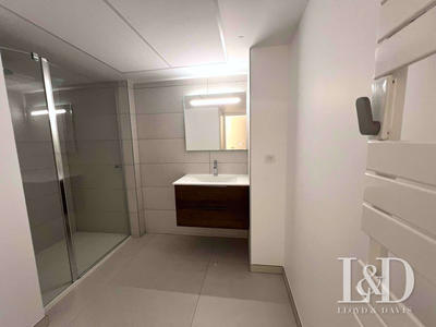 Appartement - 77 m² - 3 pièces