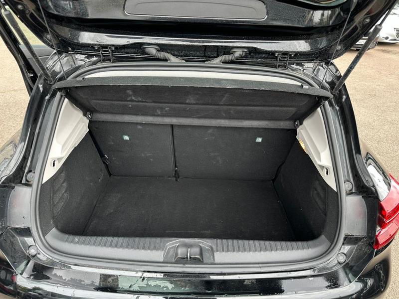 Renault Clio V 1.6 E-Tech 140 Business